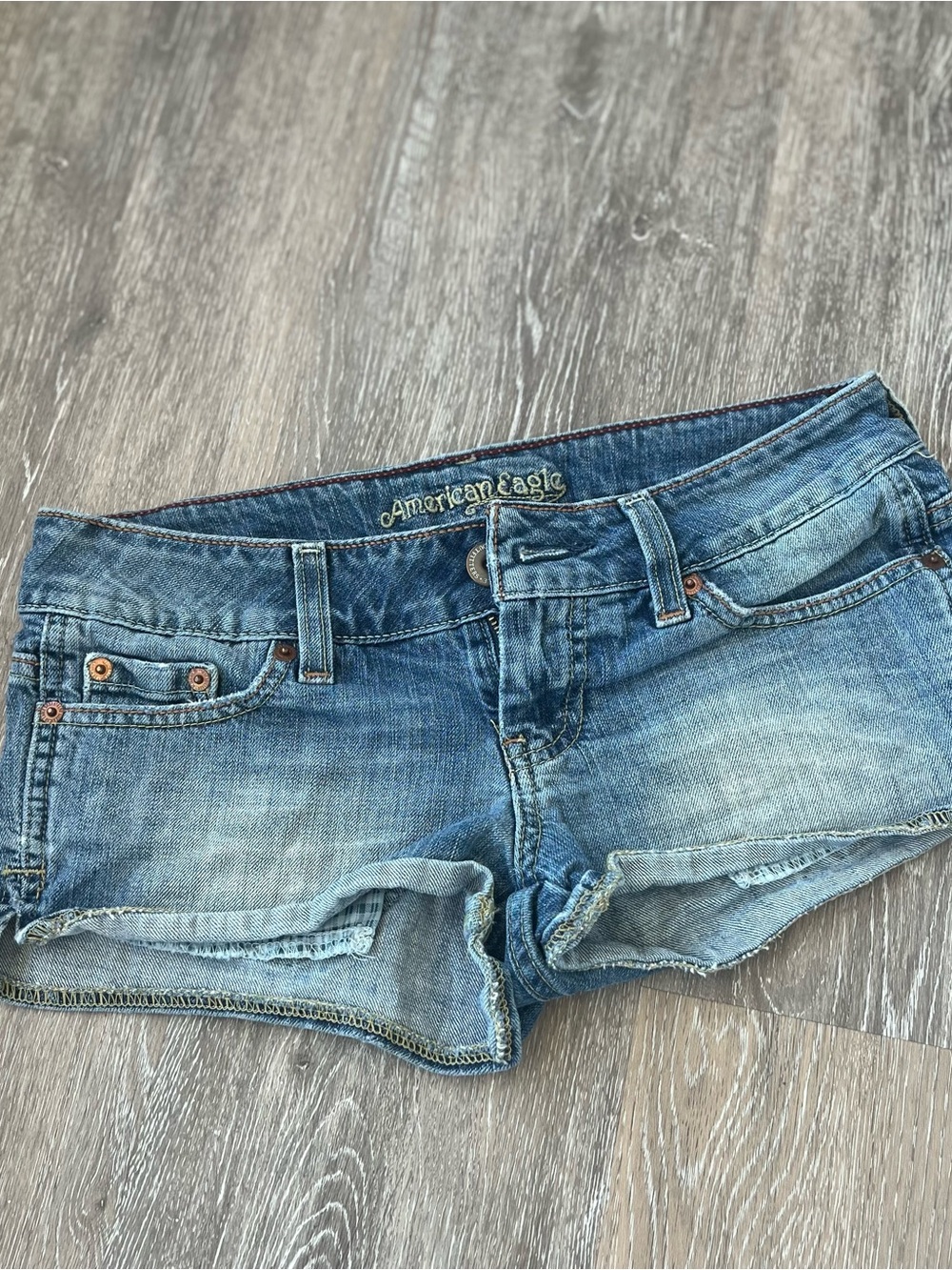 Vintage American Eagle Womens 2 Blue Low Rise Denim Shortie Shorts Y2K